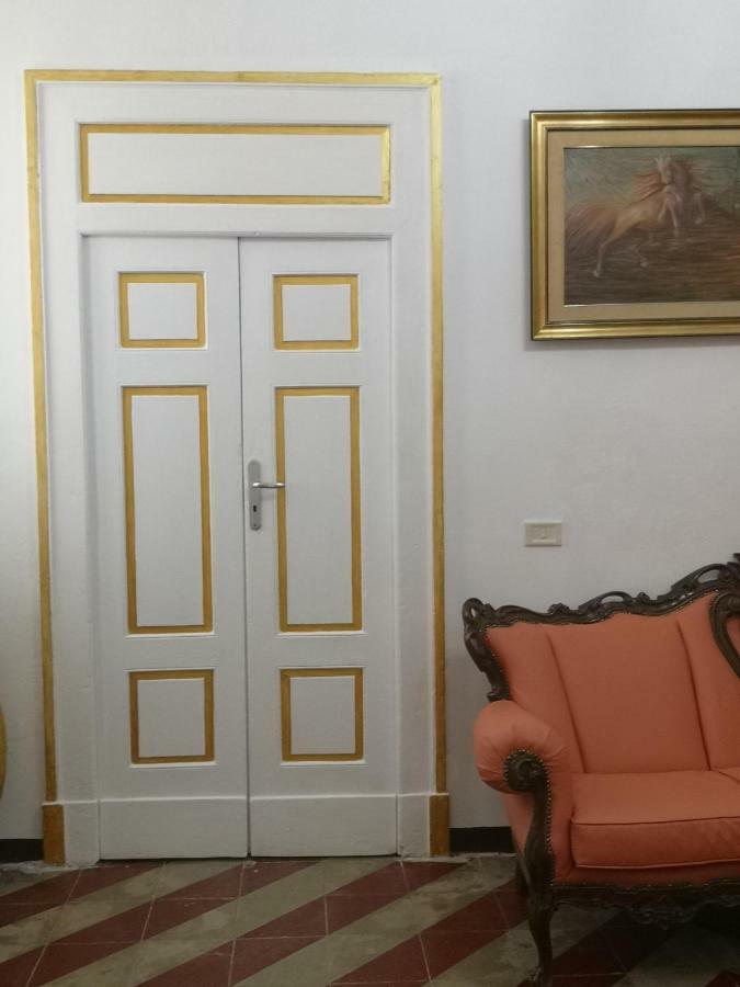 מונופולי B&B Palazzo Antonelli מראה חיצוני תמונה